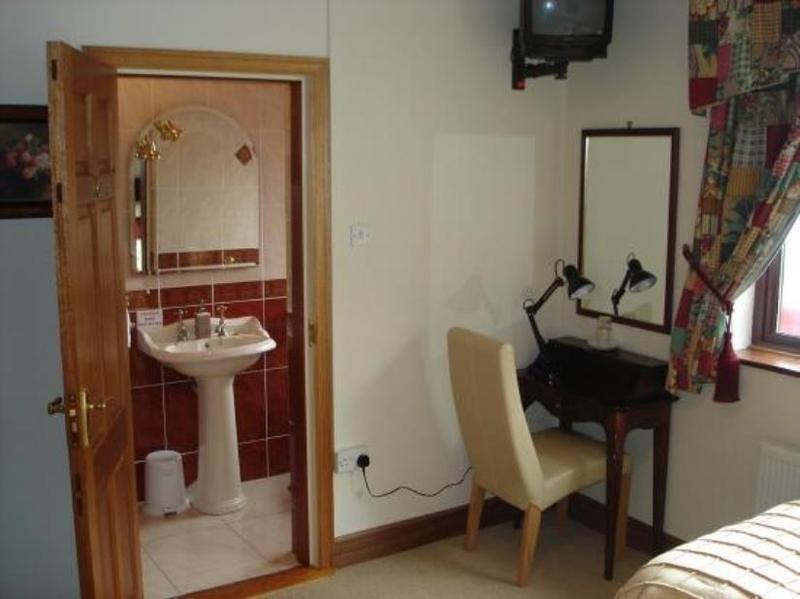Ponderosa B&B Louisburgh Dış mekan fotoğraf